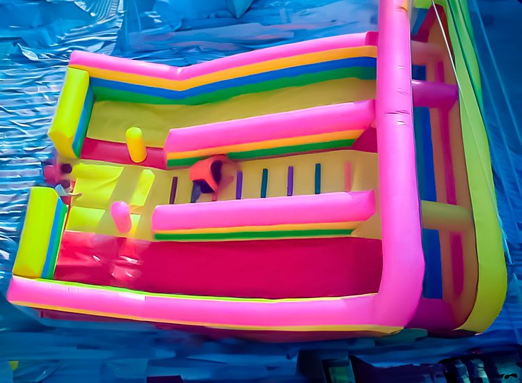 Mulltitobogán Winnie · Jocsair Hinchables Barcelona