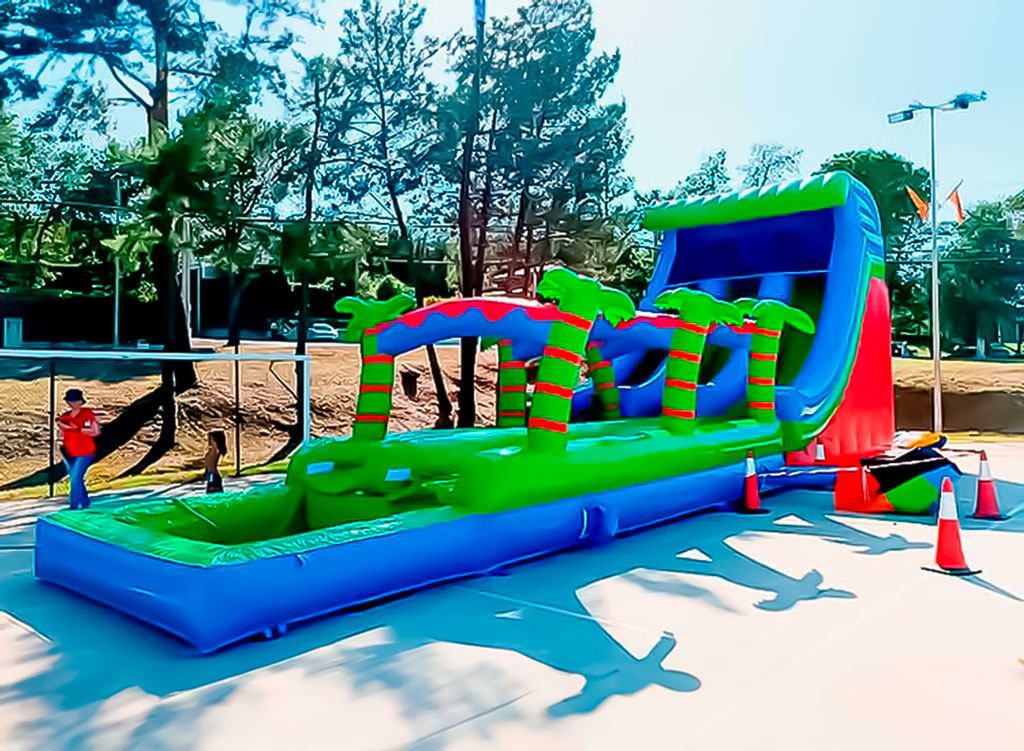 Tobogán Acuático Extreme · Jocsair Hinchables Barcelona