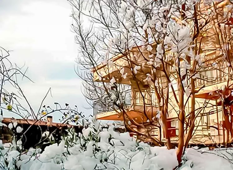 Máquina de Nieve Exterior · Jocsair Hinchables Barcelona