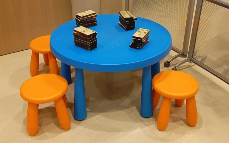 Mesa de Dominó Barcelona · Jocsair Hinchables