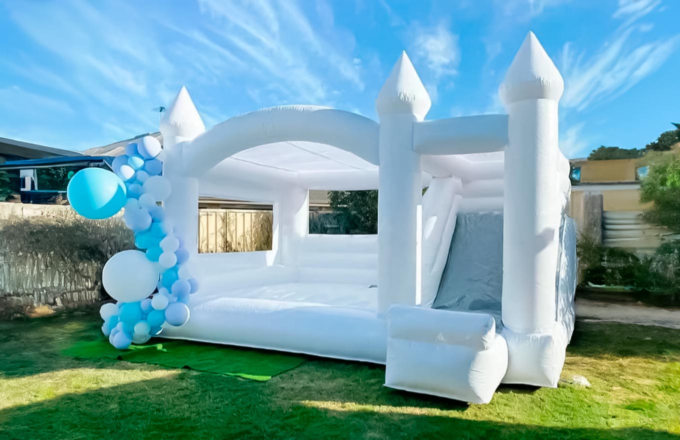 Hinchable Blanco Tobogán · Jocsair Hinchables Barcelona